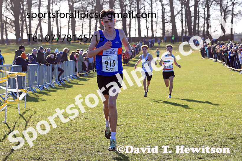 Mens under-17s 2025 Northern Cross Country Champs, Tatton Park, Knutsford, Cheshire. Photo: David T. Hewitson/Sports for All Pics